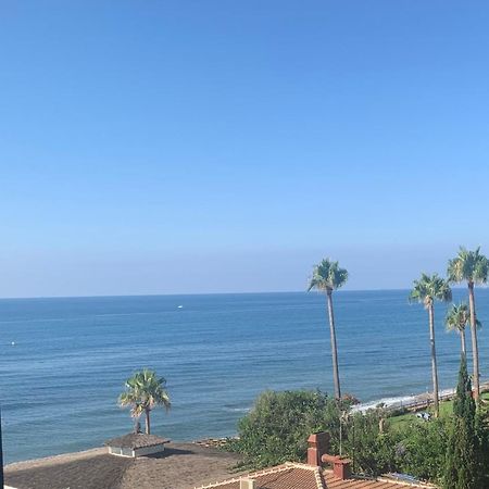Lovely Beachfront Apartment In Calahonda Sitio de Calahonda Екстер'єр фото