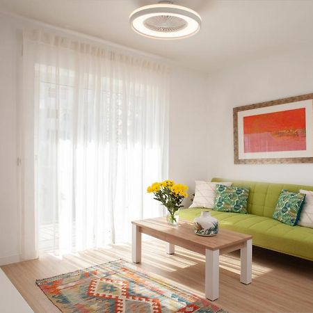 Lovely Beachfront Apartment In Calahonda Sitio de Calahonda Екстер'єр фото