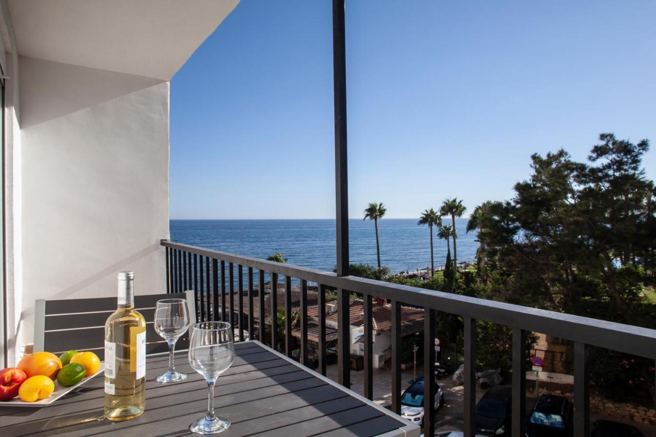 Lovely Beachfront Apartment In Calahonda Sitio de Calahonda Екстер'єр фото